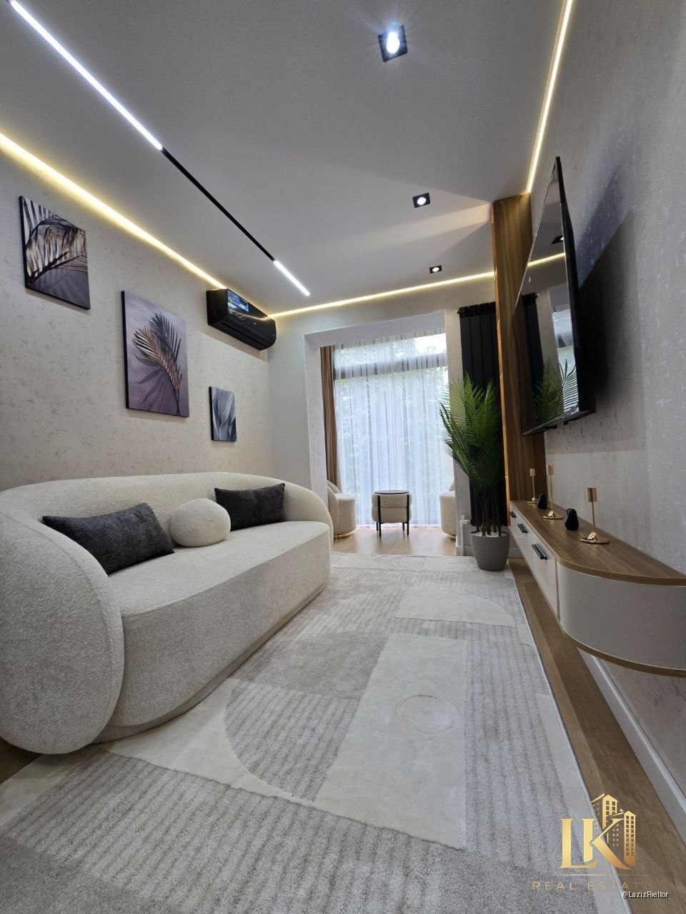 #9800 Продаётся: Мирзо-Улугбекский р-н Ц-1 ориентир: "ЭКОПАРК"
